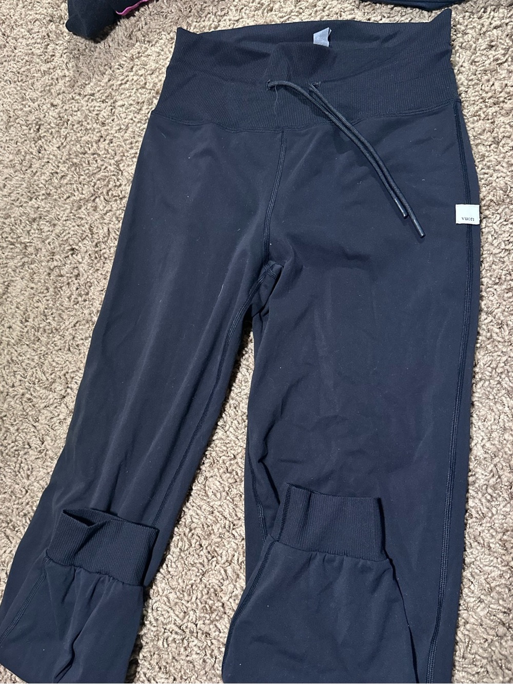 Vouri women’s daily jogger in xsmall 
Black